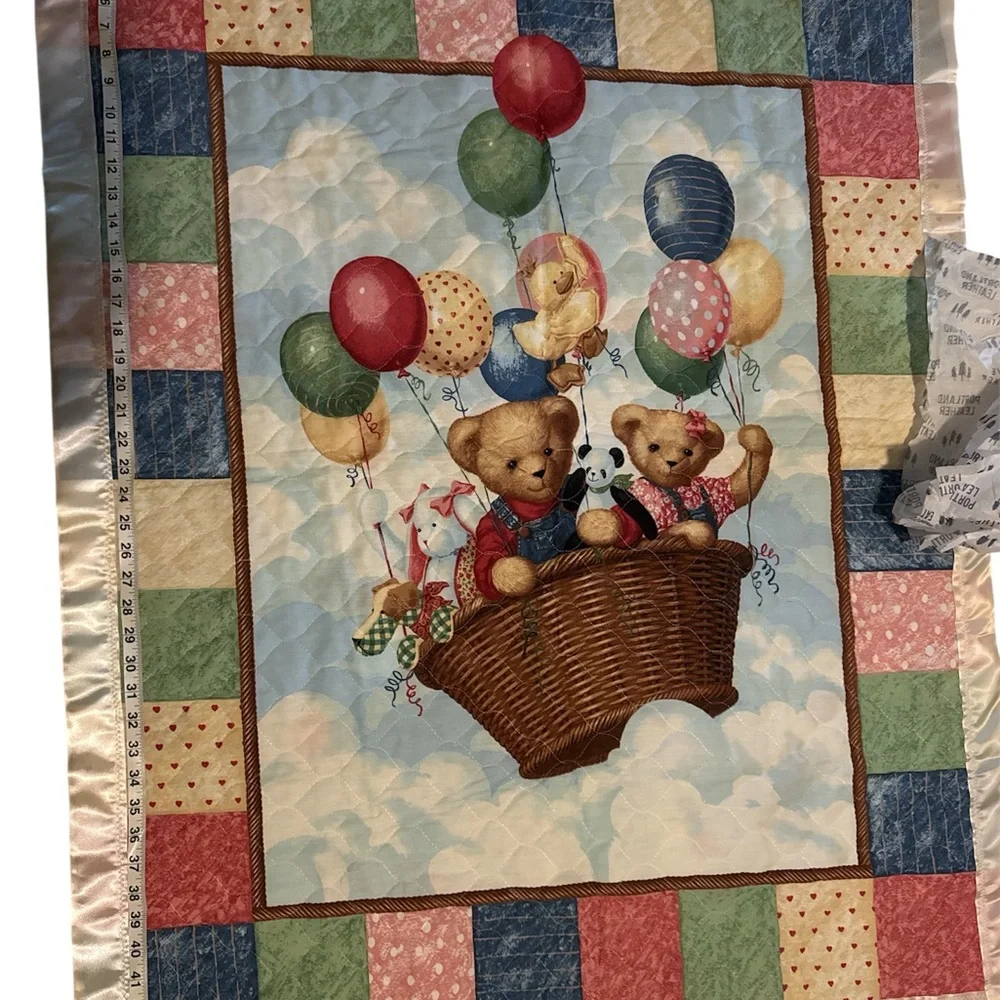 Infant Colorful Teddy Bear Quilt